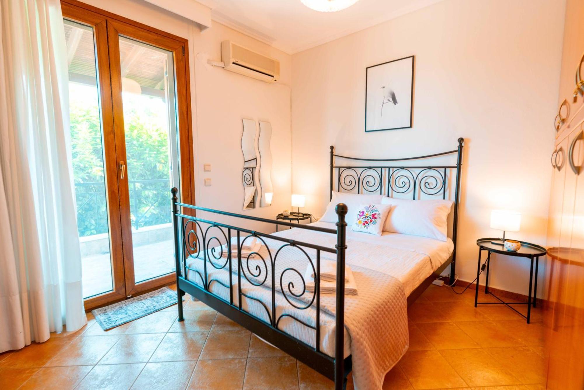 אפאנומי Villa Bougainvillea מראה חיצוני תמונה
