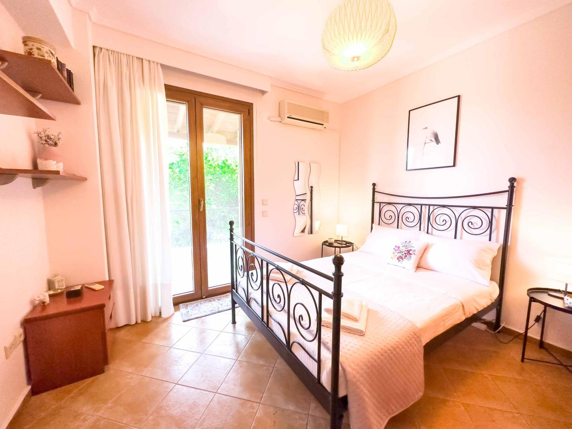 אפאנומי Villa Bougainvillea מראה חיצוני תמונה